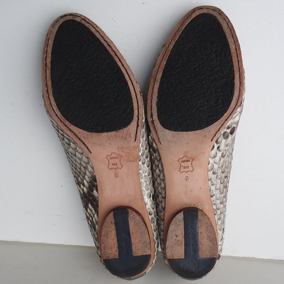 SIZE 8. Alexandre Birman python leather flat shoes. - Picture 14 of 16